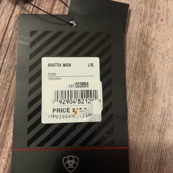 Ariat® AriatTEK™ Unisex Blue With White Stars Face Mask - Picture 3 of 3